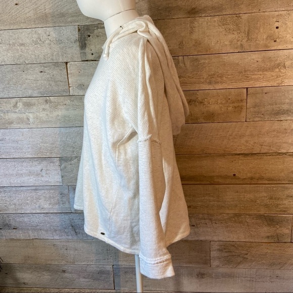 O’Neill women’s cream  coloured hoodie in size‎ x-small - Picture 4 of 9